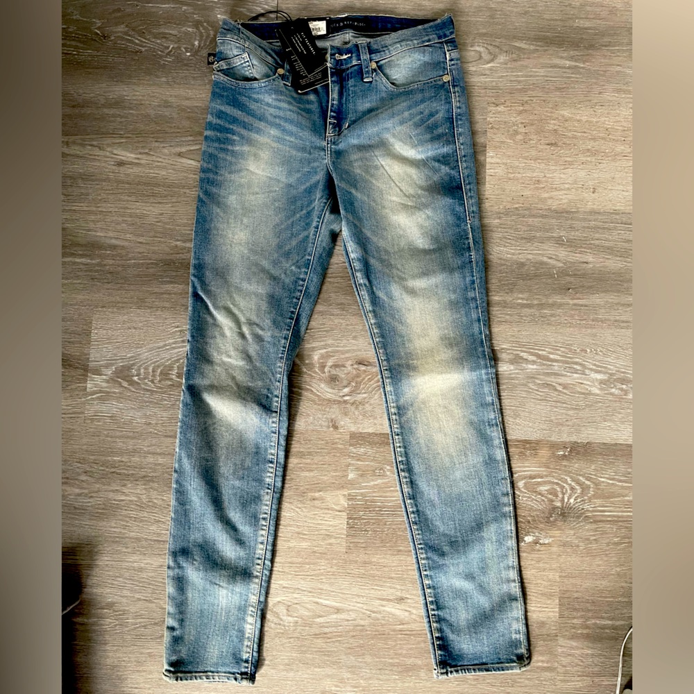 Rock & Republic skinny Jeans size 8M